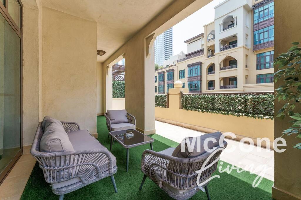 Luxurious 1Br Oasis By Dubai Mall & Fountains Apartment Exterior photo